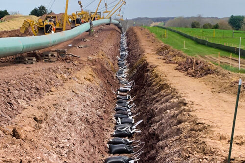 Soft set pipe bag on a pipeline project in Alberta